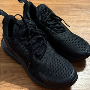 Nike Men's AirMax Black Athletic Shoes